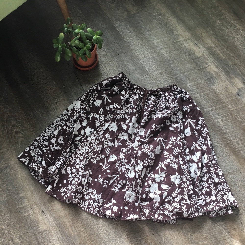 XL Flowy Cotton Mid Length Skirt